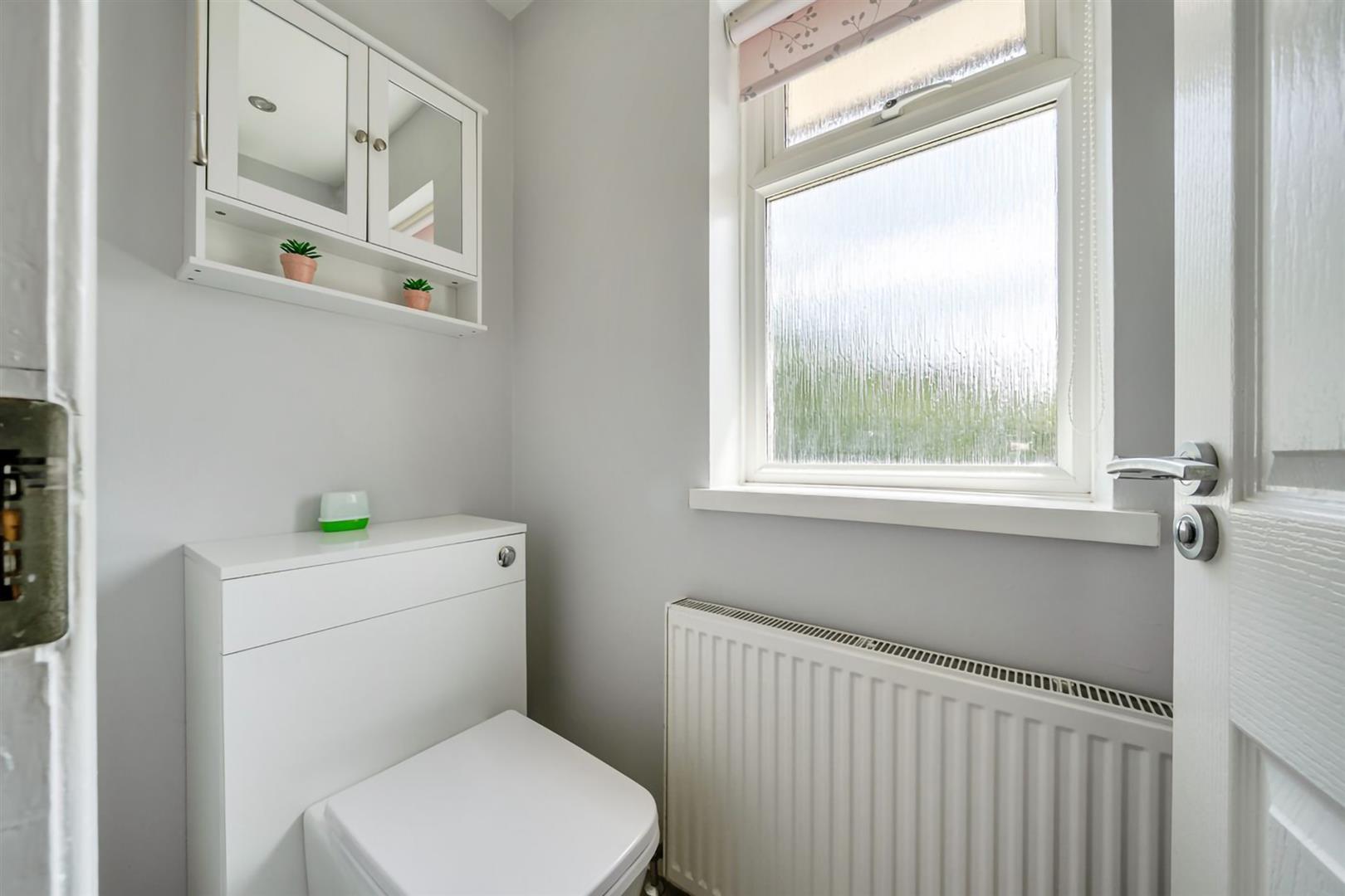 3 Shorncliffe Drive, Shrewsbury, SY3 8TE For Sale